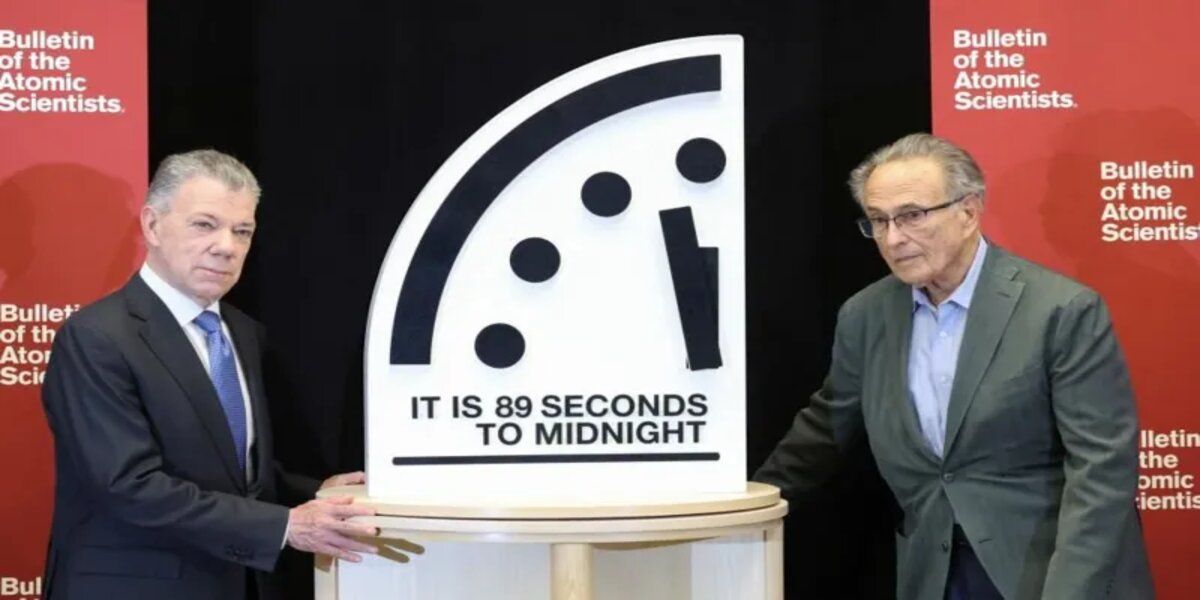 dooms day clock